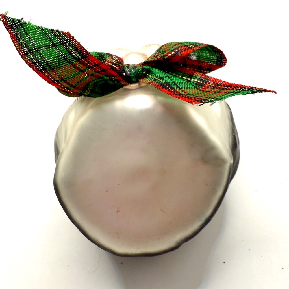 Festive Christmas Cat / Kitty Ornament with Plaid Bow and Bell - Picture 7 of 7